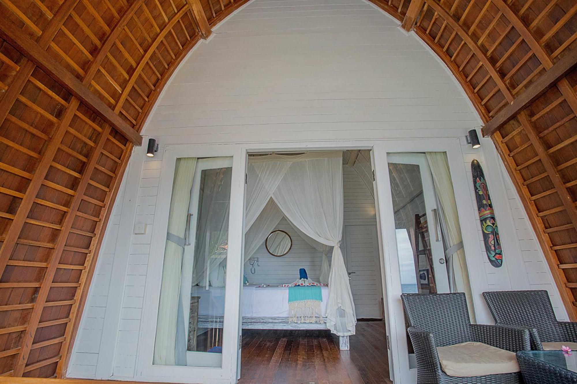 Water Blow Huts Nusa Lembongan Εξωτερικό φωτογραφία